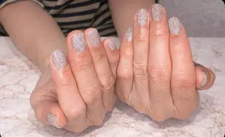 ネイル Anewzel アニュッツェルのネイルデザイン