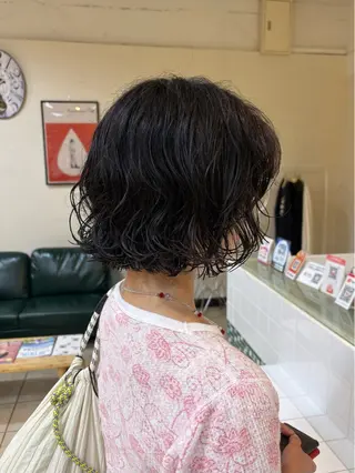 ミディアム パーマ スズキ ユウナのヘアスタイル
