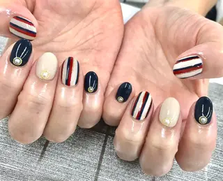 ネイル サロンドルリネイル 🦋Ayaのネイルデザイン