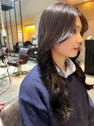 セミロング カラー 🌈インナーカラー ‘ショウマ’🌈のヘアスタイル