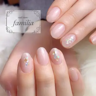 ネイル -nailroom- familiaのネイルデザイン