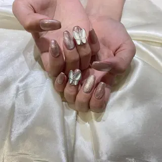 ネイル 西岡 杏のネイルデザイン