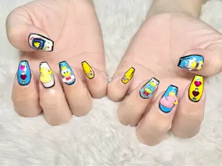 ネイル FILL nail SHIORIのネイルデザイン