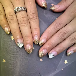 ネイル Can I Dressy  溝ノ口店所属・F. Neneのネイルデザイン