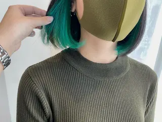 ショート nailist mana𖤐´-のネイルデザイン