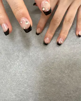 ネイル kiii.__ ✴︎*のネイルデザイン