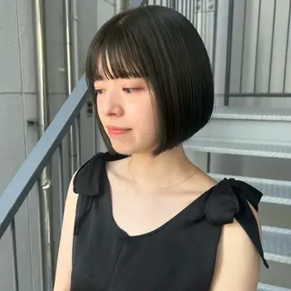 ショート カラー akane/ボブ /ブラウンベージュのヘアスタイル