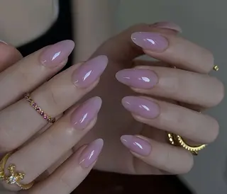 ネイル Pure&Rich Nailのネイルデザイン