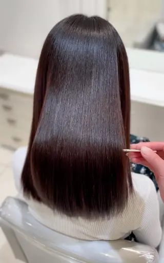 セミロング パーマ Ash銀座店💜 misaのヘアスタイル