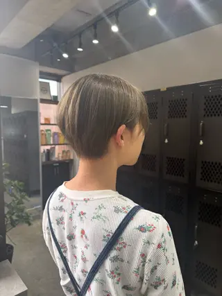 カラー ルシ🎨/ハイトーン デザイン/髪質改善のヘアスタイル