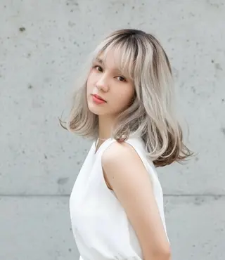 セミロング 🌼U24 ヘアデザインラボのヘアスタイル