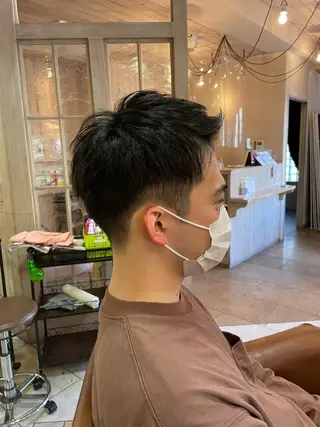 メンズ ショートカットなら 前平友慈のヘアスタイル