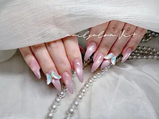 ネイル ✨Nailsalon Vi+✨のネイルデザイン