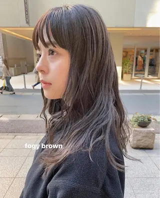 カラー haco＋所属・圧倒的デザイン力 店長🎨RENAのヘアスタイル