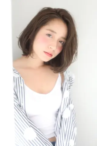 ミディアム カラー レイヤーカット✂️ 横浜No1♡下鳥翔子のヘアスタイル