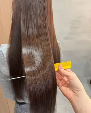 カラー 【ルプラボウ 】加藤 和音のヘアスタイル