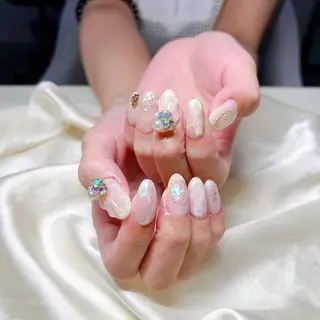 ネイル マツエク・マツパ アイブロウ Nail&eye Belire 新宿のネイルデザイン