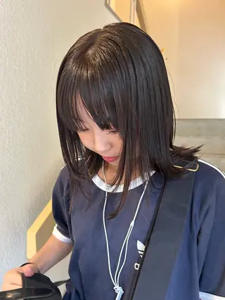 ミディアム カラー 薄暮 マツイ レンのヘアスタイル