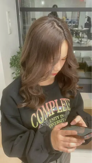 セミロング カラー B.Chance カラーリスト　ペーのヘアスタイル