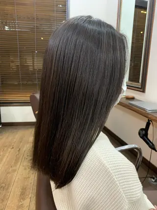 セミロング カラー Emma ecole所属・Emma ecole /栄/RIOのヘアスタイル