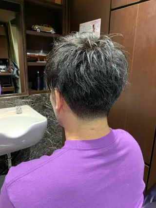 ショート メンズ 羽木 隆徒のヘアスタイル