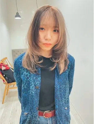 セミロング ダブルカラー/レイヤ ー新潟駅/谷口大海のヘアスタイル