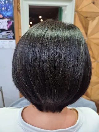 ショート クボ タのヘアスタイル