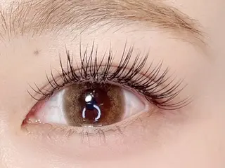 マツエク・マツパ Ysalon💖 eyelash かなのネイルデザイン
