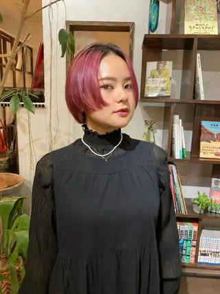 ショート 金田 夏野のヘアスタイル