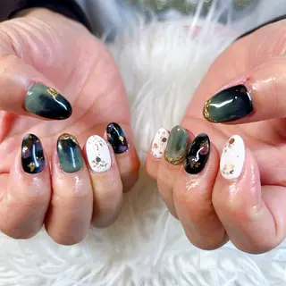 ネイル 根津 綾子のネイルデザイン