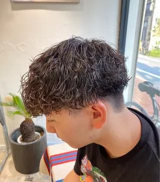パーマ メンズ 🌴パーマオタク🌴 長谷川 諒佑🌈のヘアスタイル