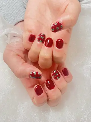 ネイル y‘s SALON所属・ト トのネイルデザイン