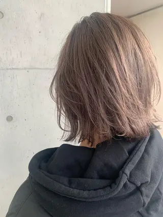 ミディアム カラー &SONS 小林亨のヘアスタイル