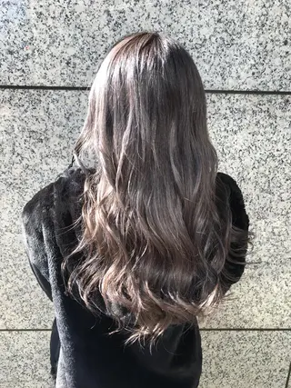 セミロング カラー 平尾 拓也のヘアスタイル