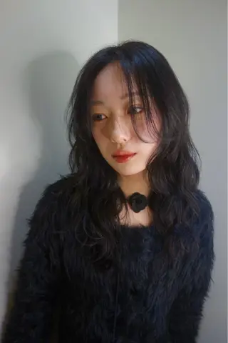セミロング HEIMER ミカド　サトル△のヘアスタイル