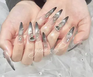 ネイル 𝐲𝐮𝐦𝐢🎀 長さ出しデザイン専門のネイルデザイン