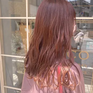 カラー hana ROCCO3rdのヘアスタイル