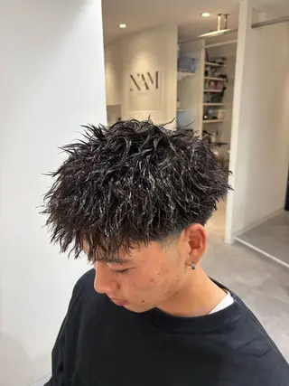 ショート パーマ メンズ 深澤 知樹のヘアスタイル