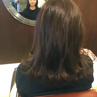 セミロング 髪質改善/艶髪/ 木山ゆかりのヘアスタイル
