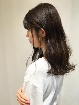 ロング カラー ディレクター ノナカのヘアスタイル