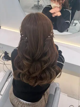 ヘアアレンジ ヘアセット🎀耳つぼ 👂💎MONAMIのヘアスタイル