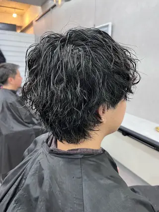 ショート パーマ メンズ ブリーチ有無Wカラー メンズパーマ大成のヘアスタイル