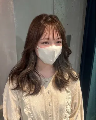 セミロング カラー 岩間 ゆいこのヘアスタイル