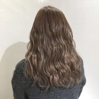 ミディアム カラー ヘアアレンジ 柔らか垢抜けｶﾗｰと ｶｯﾄ🫧ASUKAのヘアスタイル