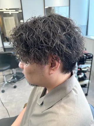 パーマ ✨本日空きあります✨ 遠田コウヘイ🌟のヘアスタイル