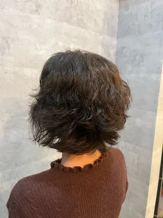 ショート パーマ イロアイヘアー Renのヘアスタイル