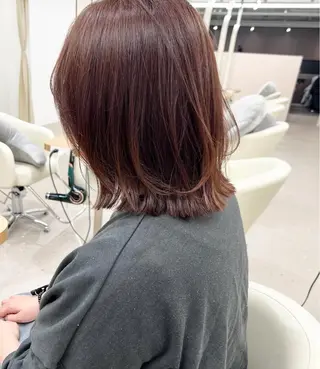 ミディアム 箱崎 凪沙のヘアスタイル