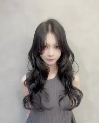 ロング カラー 宮本 優のヘアスタイル