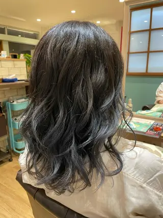 カラー 高嶋 憂蘭々のヘアスタイル