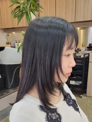 ミディアム 野村 果音(カノン)のヘアスタイル